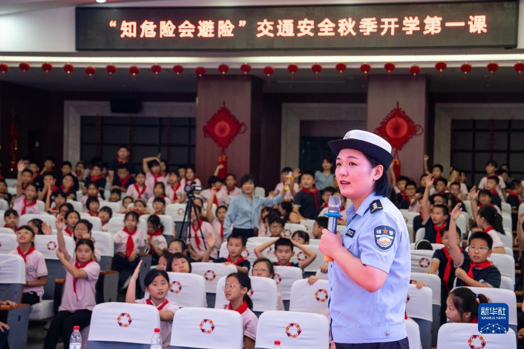 上海星辰娱乐